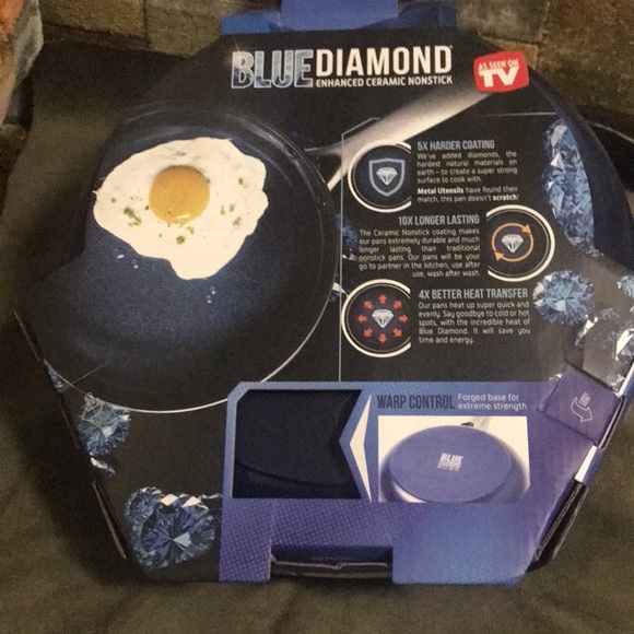 Blue Diamond Frypan Set - Picture 4 of 6